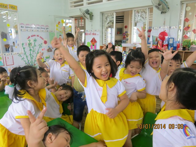 Dạy con như uốn cây